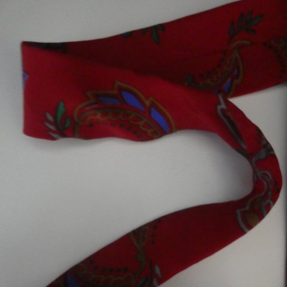 MOORE'S | 100% Silk | Necktie - Picture 5 of 5